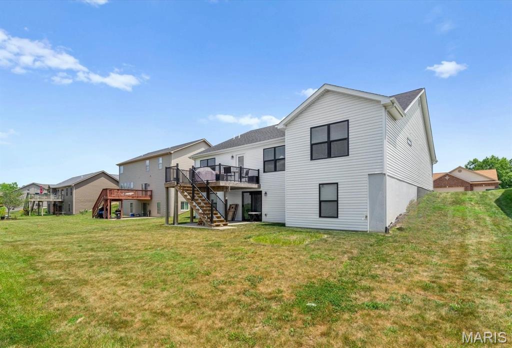 1433 Victoria Square Court