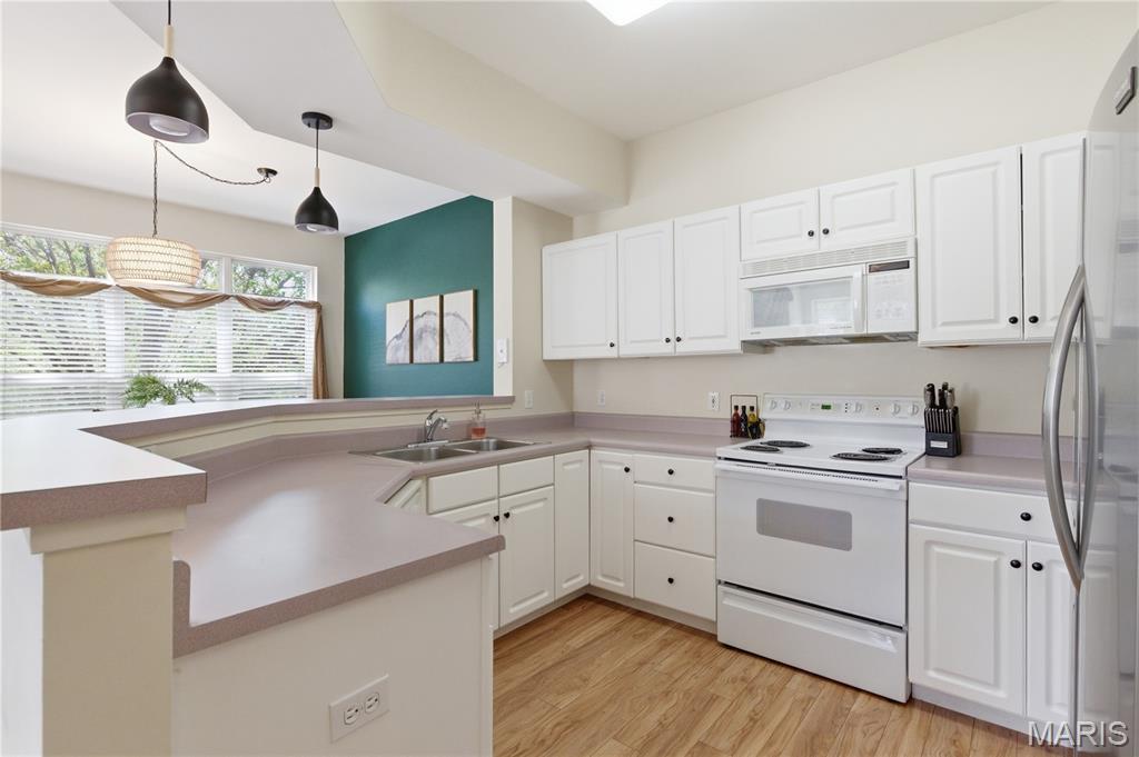 Gardens At South Oaks Condo Second - Residential