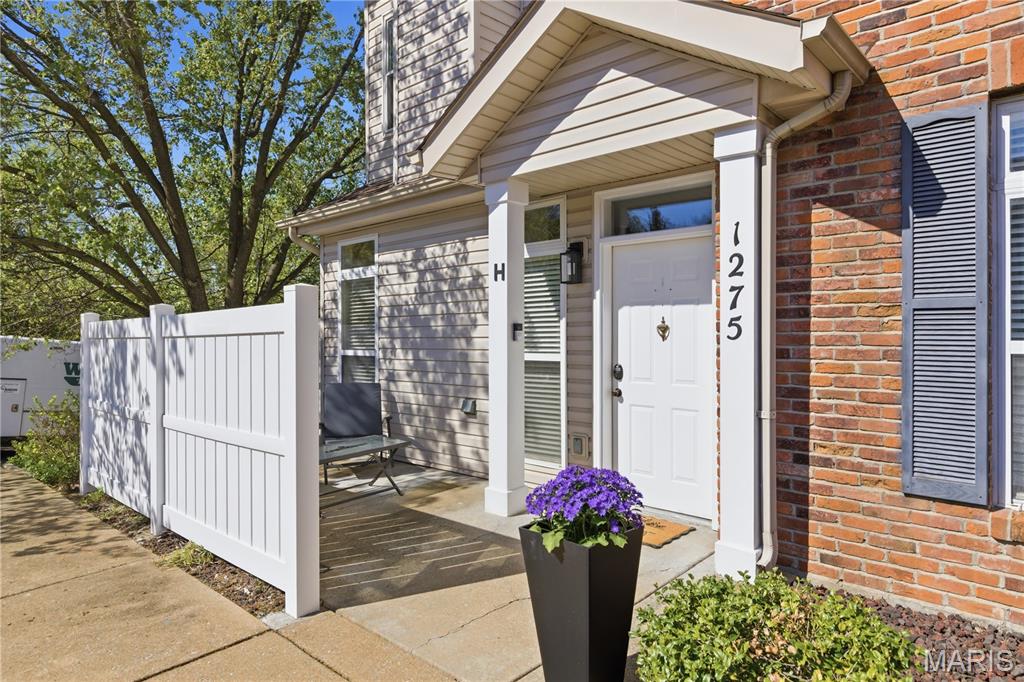 Gardens At South Oaks Condo Second - Residential