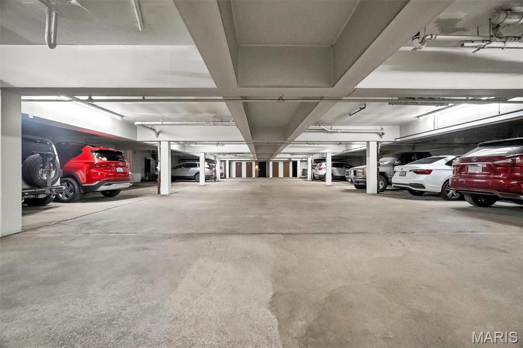 Coeur De Royale Condo Ph Iii - Residential