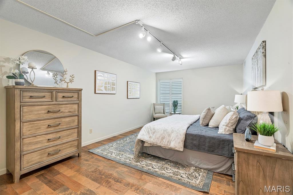 Coeur De Royale Condo Ph Iii - Residential