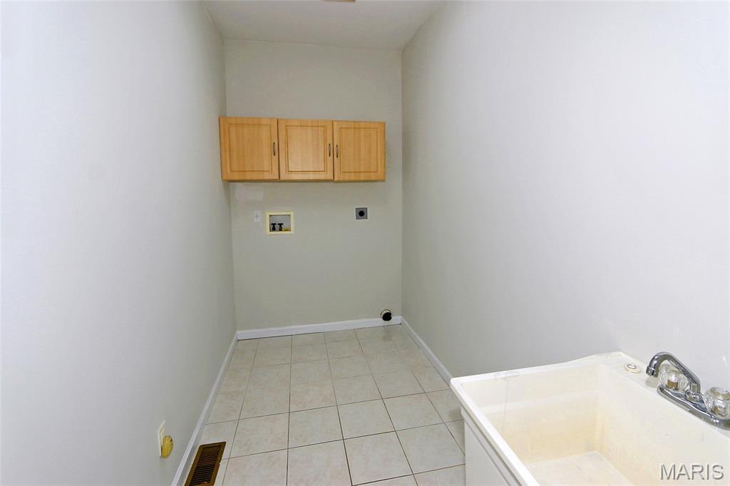 Courts II - Residential