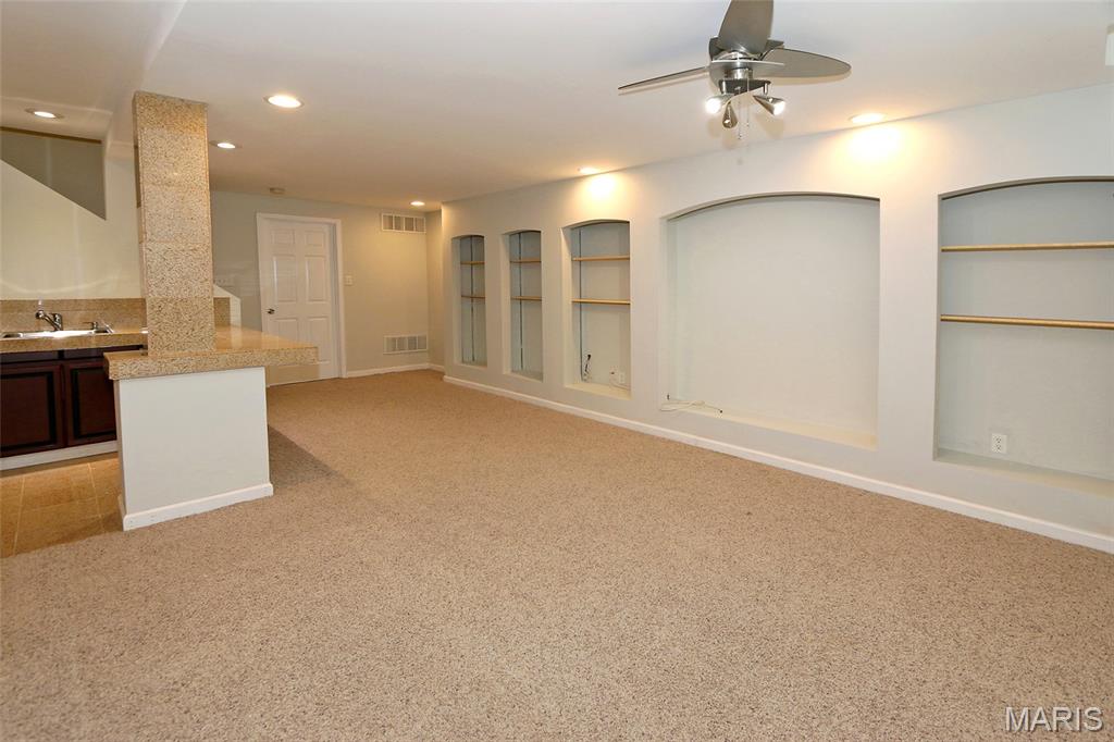 Courts II - Residential