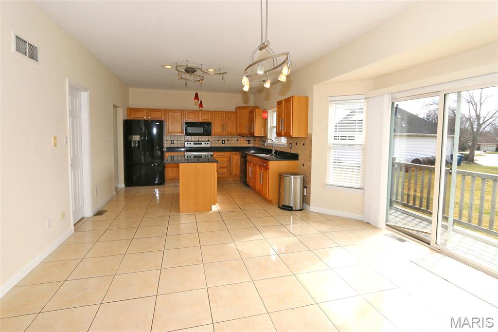 Courts II - Residential