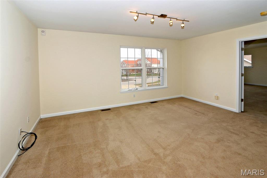 Courts II - Residential