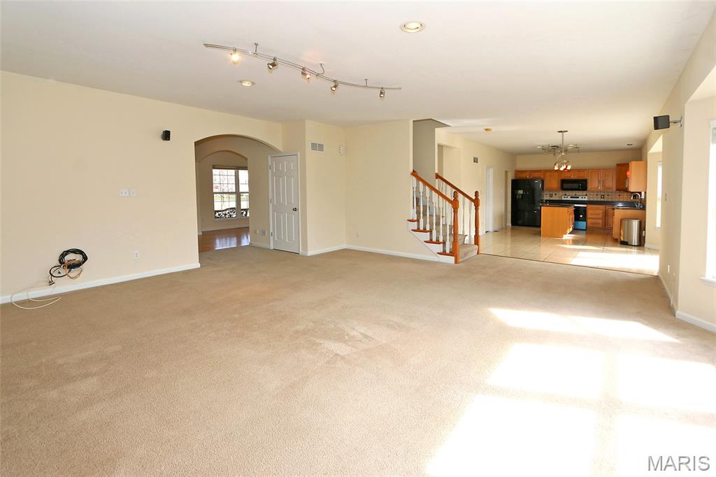 Courts II - Residential