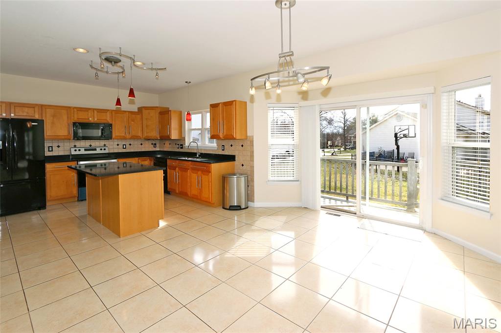 Courts II - Residential