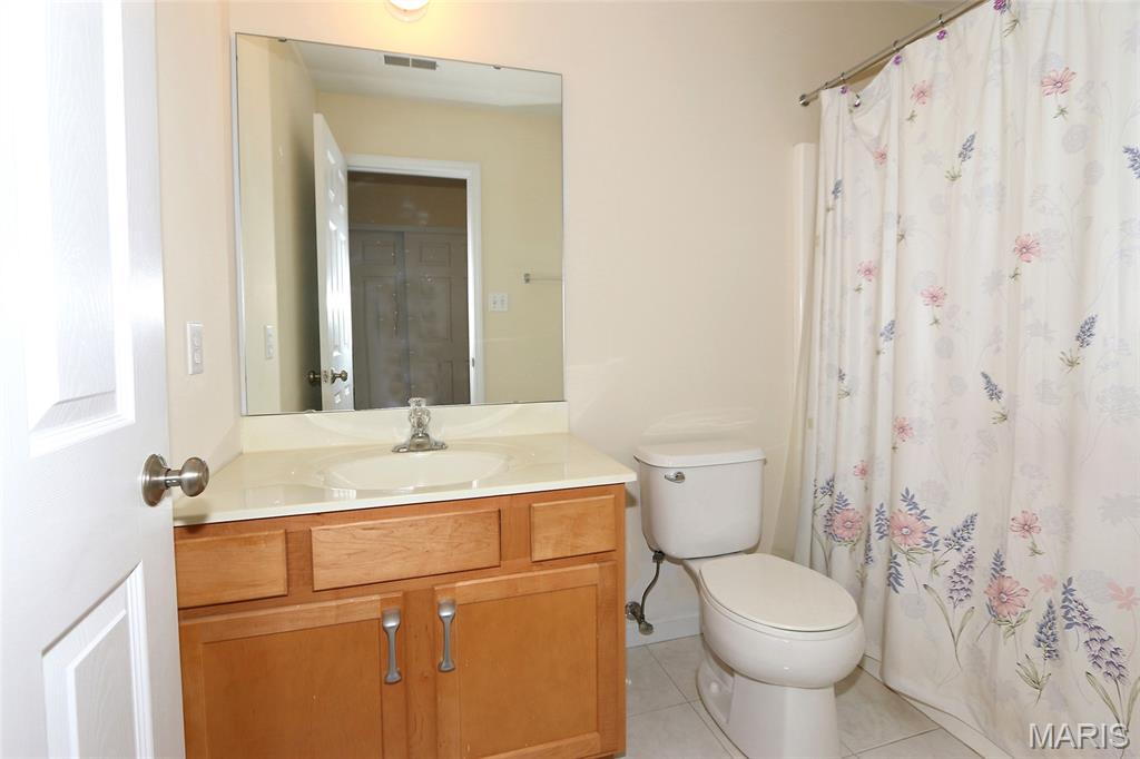 Courts II - Residential