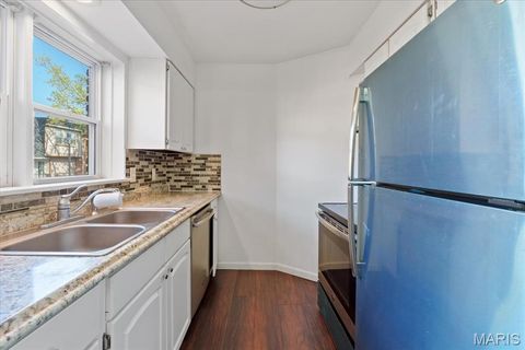 Tiny photo for 1129 Rue La Ville WALK #1129, Creve Coeur, MO 63141 (MLS # 26027533)