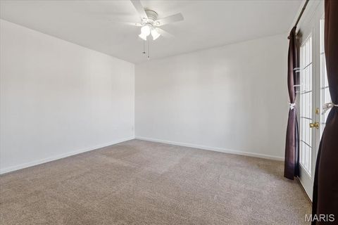 Tiny photo for 1129 Rue La Ville WALK #1129, Creve Coeur, MO 63141 (MLS # 26027533)