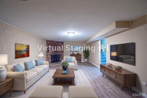 Tiny photo for 1157 Rue La Chelle Walk #1157, Creve Coeur, MO 63141 (MLS # 25057269)