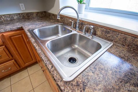 Tiny photo for 1157 Rue La Chelle Walk #1157, Creve Coeur, MO 63141 (MLS # 25057269)