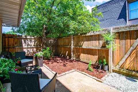 Tiny photo for 1157 Rue La Chelle Walk #1157, Creve Coeur, MO 63141 (MLS # 25057269)