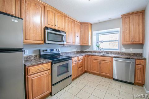 Tiny photo for 1157 Rue La Chelle Walk #1157, Creve Coeur, MO 63141 (MLS # 25057269)