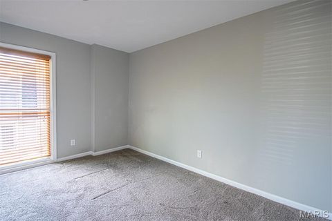Tiny photo for 1157 Rue La Chelle Walk #1157, Creve Coeur, MO 63141 (MLS # 25057269)