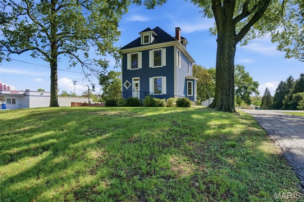Photo of 807 Meramec Station Road, Valley Park, MO 63088 (MLS # 26022191)