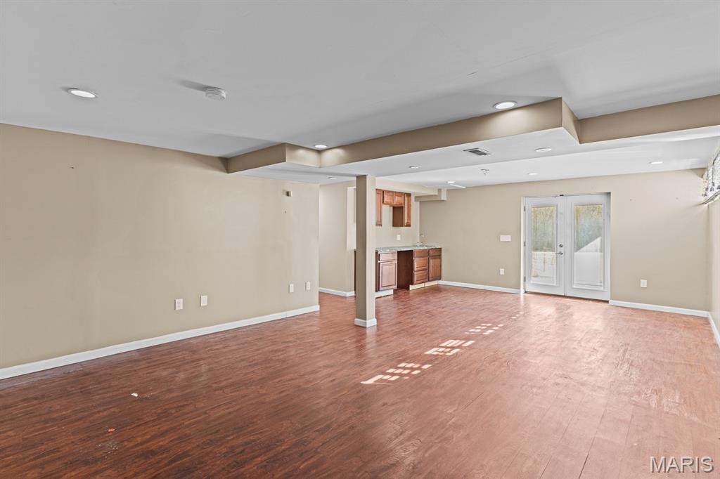 Old Jamestown Forest - Residential