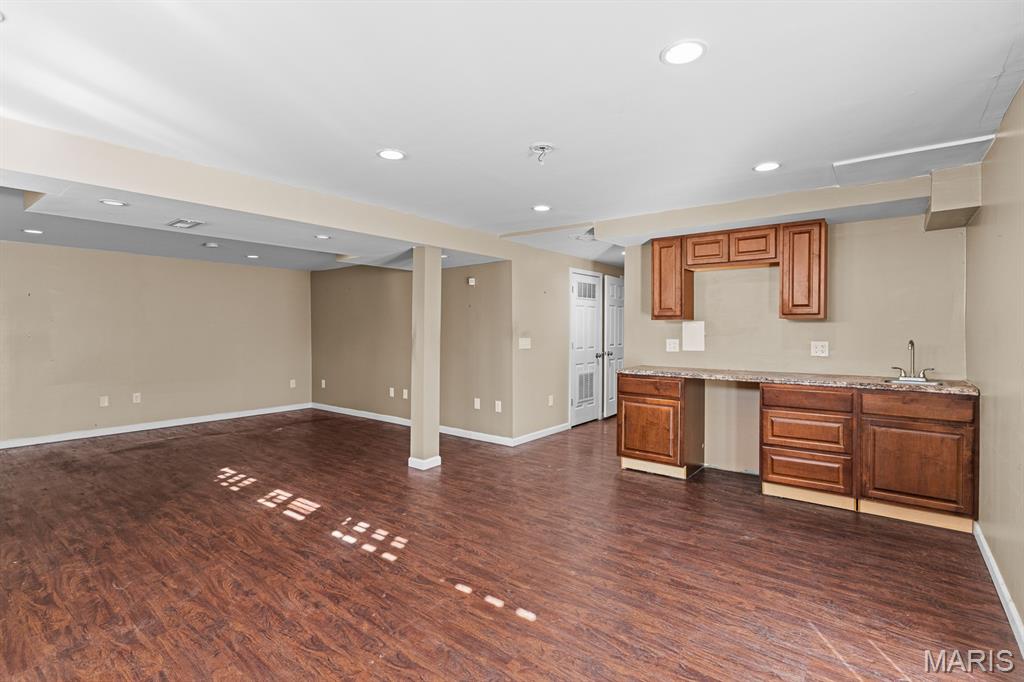 Old Jamestown Forest - Residential