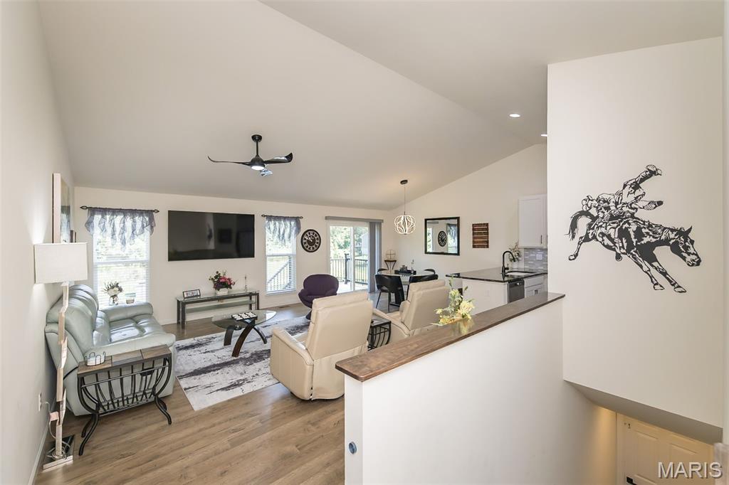 1619 Westlake Court
