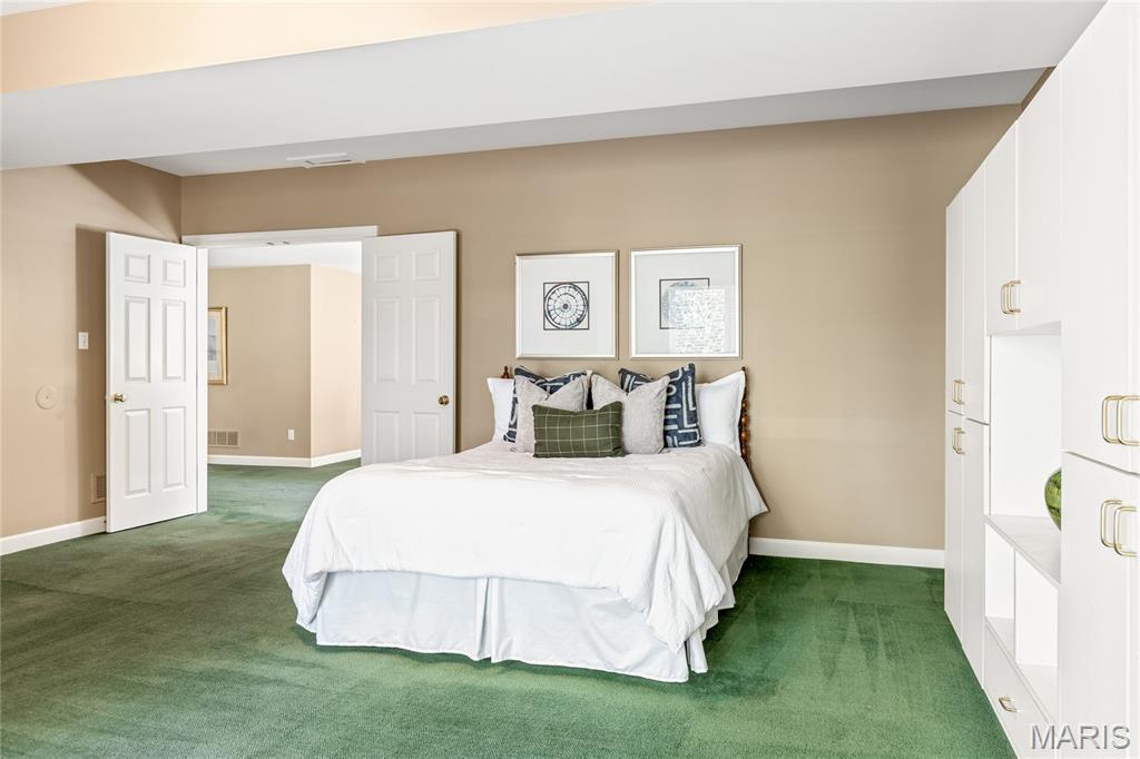 Manderleigh Of Town & Country One - Residential