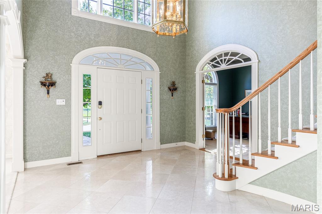 Manderleigh Of Town & Country One - Residential