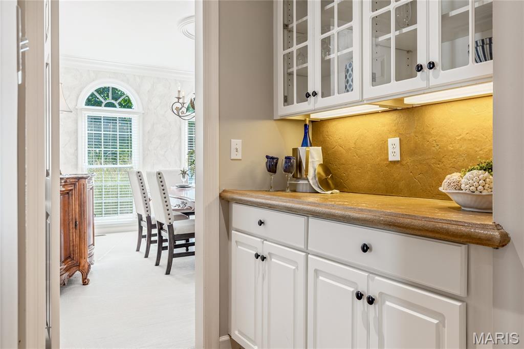 Manderleigh Of Town & Country One - Residential