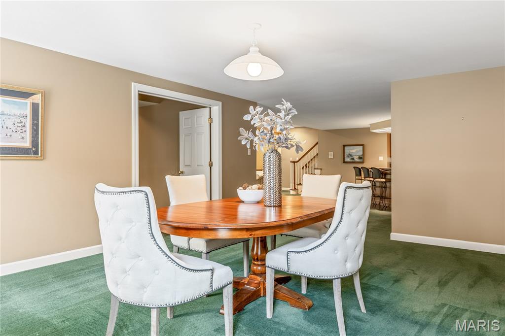 Manderleigh Of Town & Country One - Residential