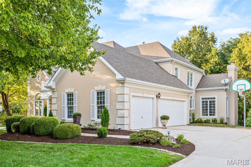 Manderleigh Of Town & Country One - Residential