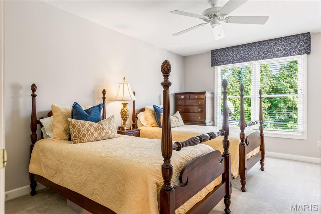 Manderleigh Of Town & Country One - Residential