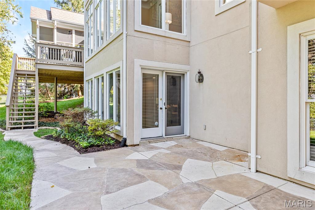 Manderleigh Of Town & Country One - Residential