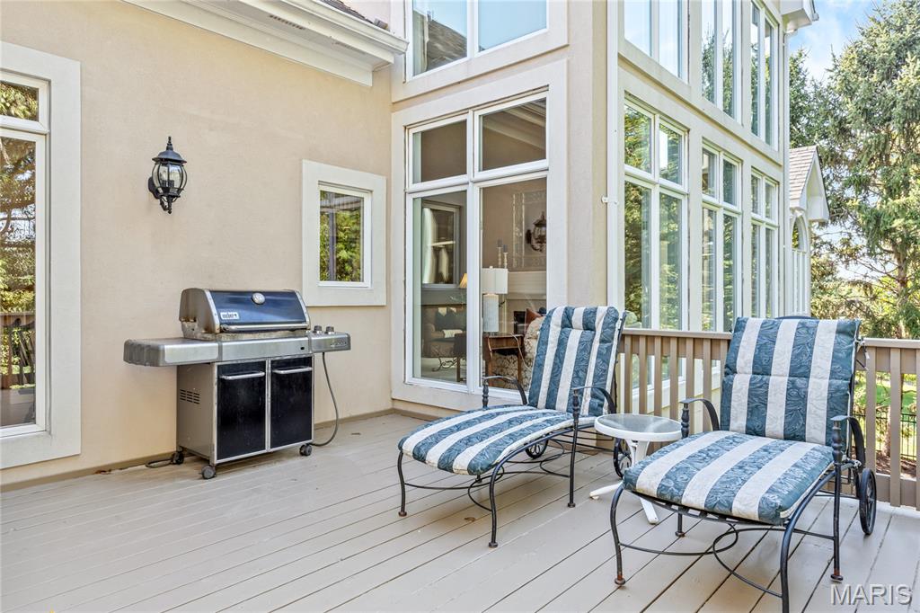 Manderleigh Of Town & Country One - Residential