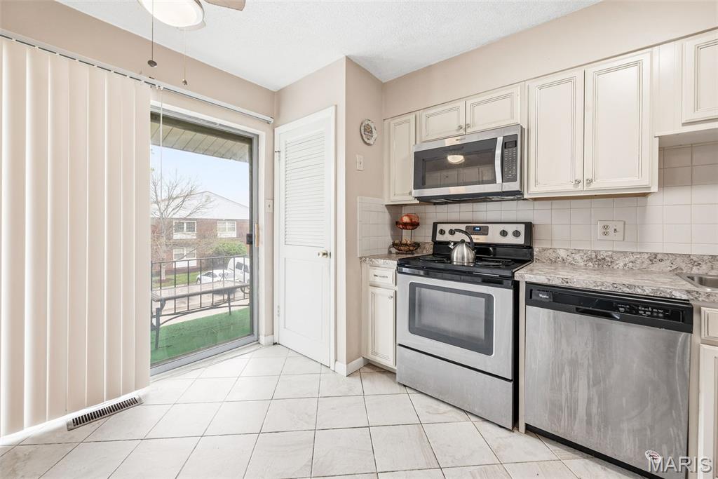 Lin Capri Condo - Residential