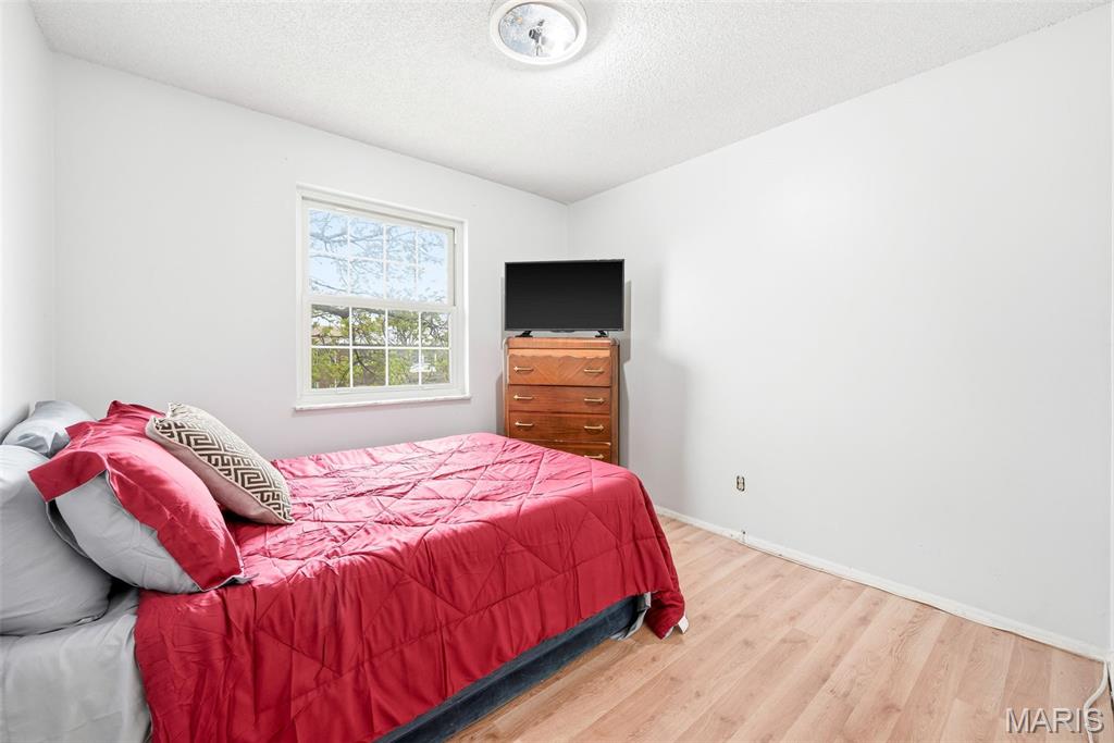 Lin Capri Condo - Residential