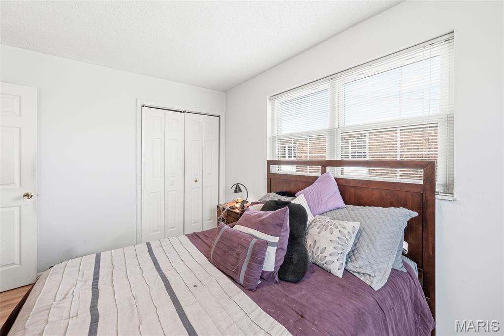 Lin Capri Condo - Residential