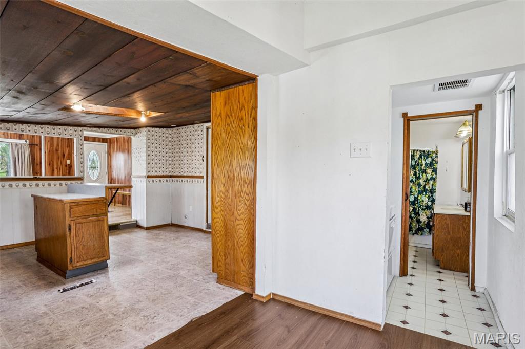 T Edelmans Add - Residential