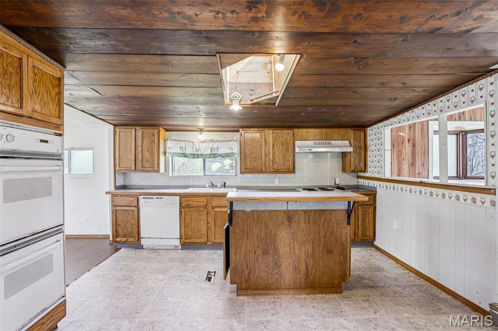 T Edelmans Add - Residential