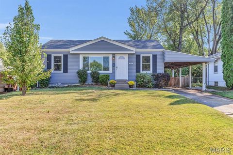 3446 Saint Clovis Lane St Ann MO 63074