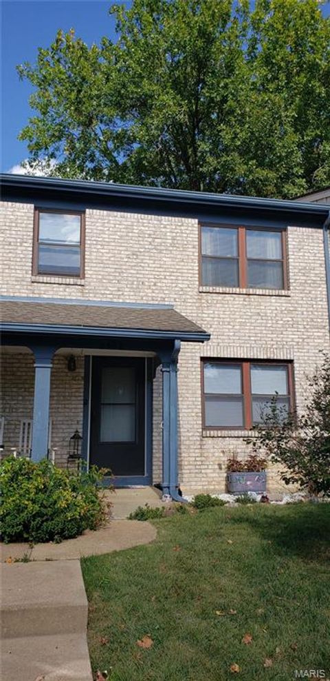 Photo of 2408 Hidden Meadow Lane, Ballwin, MO 63021 (MLS # 25081568)