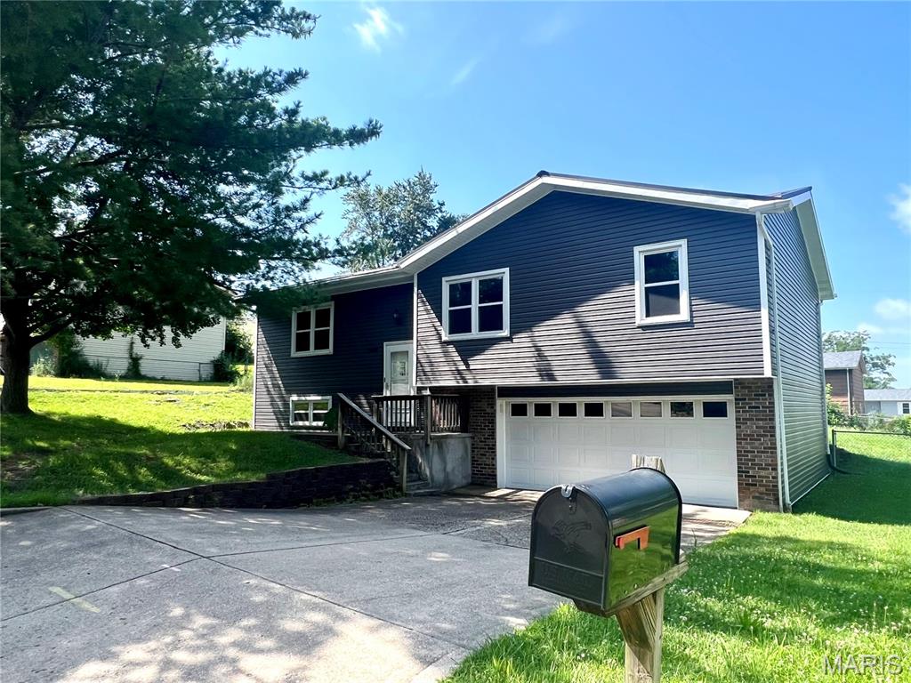Photo 1 of 20 — 1310 Hillview Drive, Rolla, MO 65401