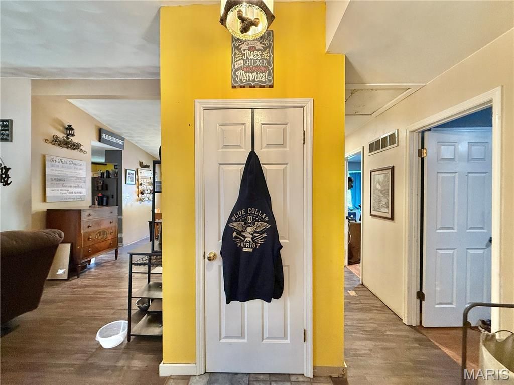 Photo of 5823 Mayberry Drive, Imperial, MO 63052 (MLS # 25079314)