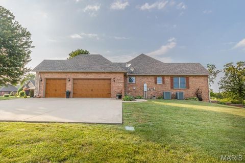 Tiny photo for 929 CASTLE ROCK AVE Avenue, Lebanon, MO 65536 (MLS # 26028190)