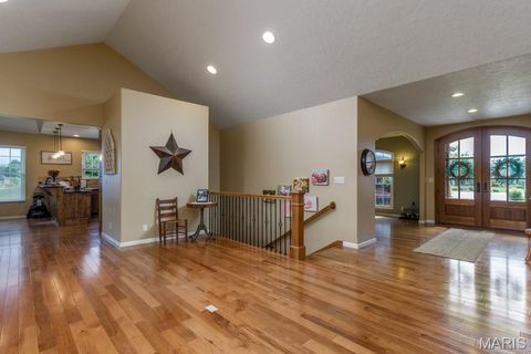 Tiny photo for 929 CASTLE ROCK AVE Avenue, Lebanon, MO 65536 (MLS # 26028190)
