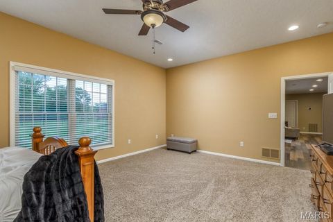 Tiny photo for 929 CASTLE ROCK AVE Avenue, Lebanon, MO 65536 (MLS # 26028190)