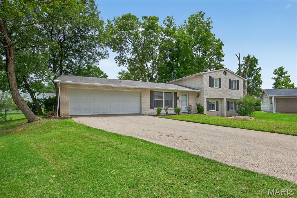 3230 Venus Lane