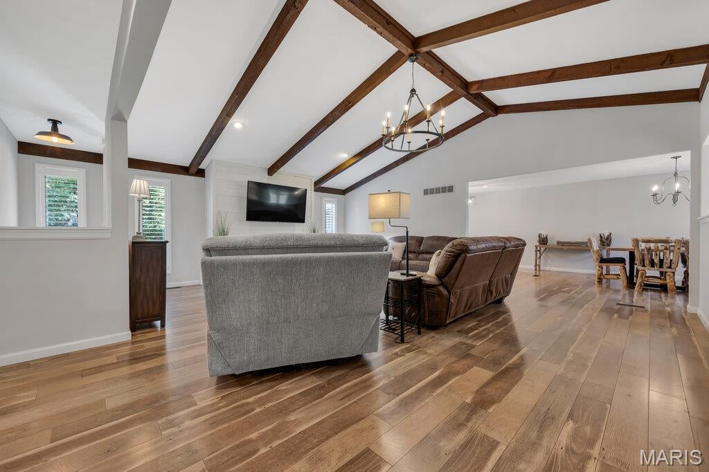 2 Bridal Oak Court