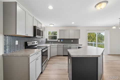 Tiny photo for 424 Rock Ridge Road, Wentzville, MO 63385 (MLS # 26021490)