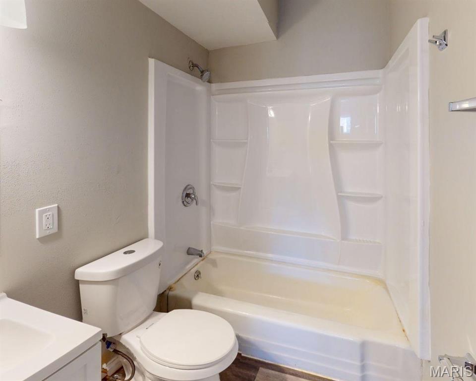 Meadow Park Apts - Residential Income