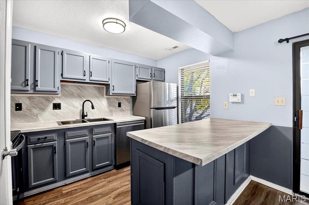 Sunset Park Condo Nineteenth - Residential