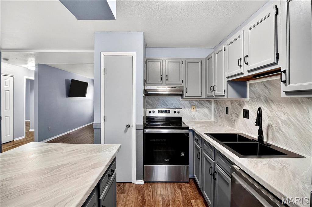 Sunset Park Condo Nineteenth - Residential