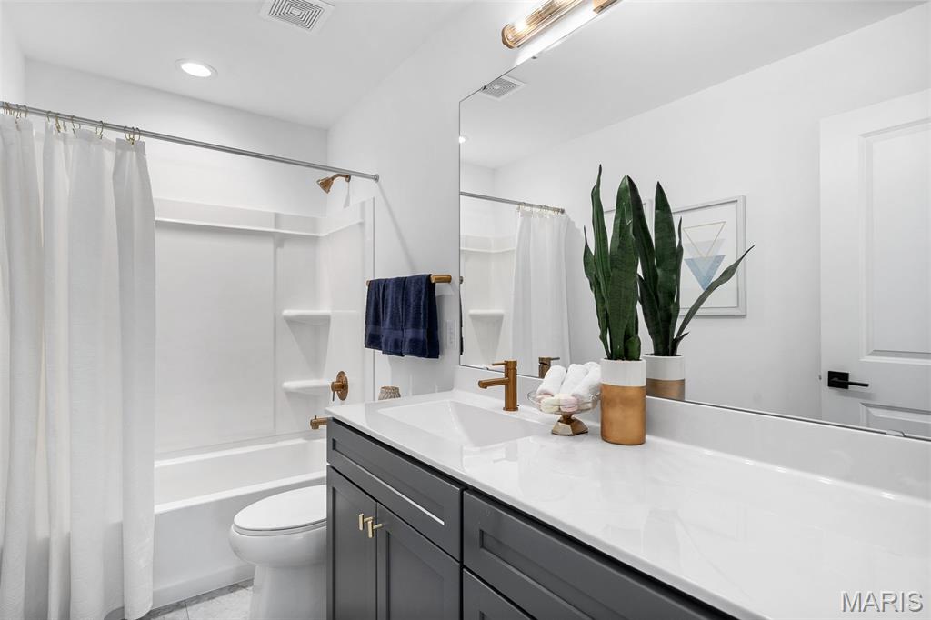 Hawk Ridge 1 - Residential